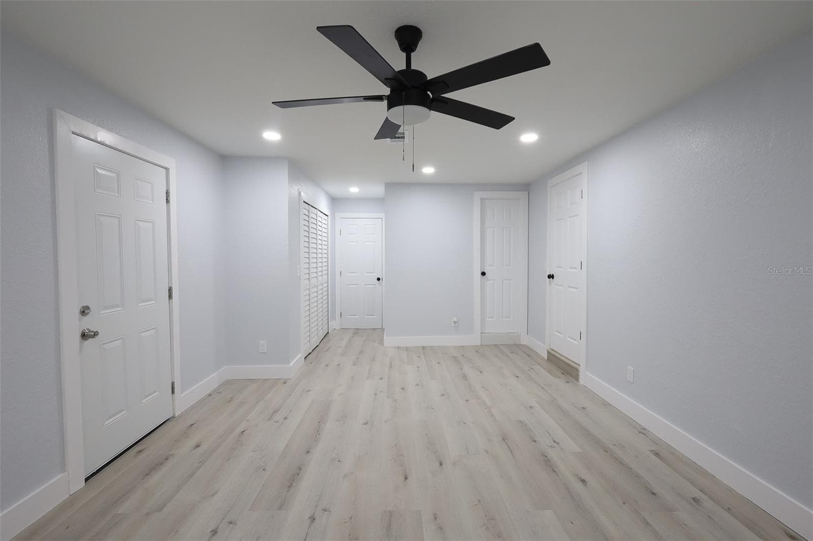 Single Family Residence at 505 CLEARFIELD RD, BRANDON, photo 23 of 37