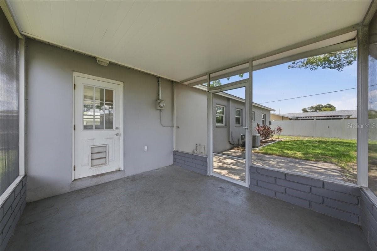 Single Family Residence at 3568 4TH AVE SE, LARGO, photo 27 of 35
