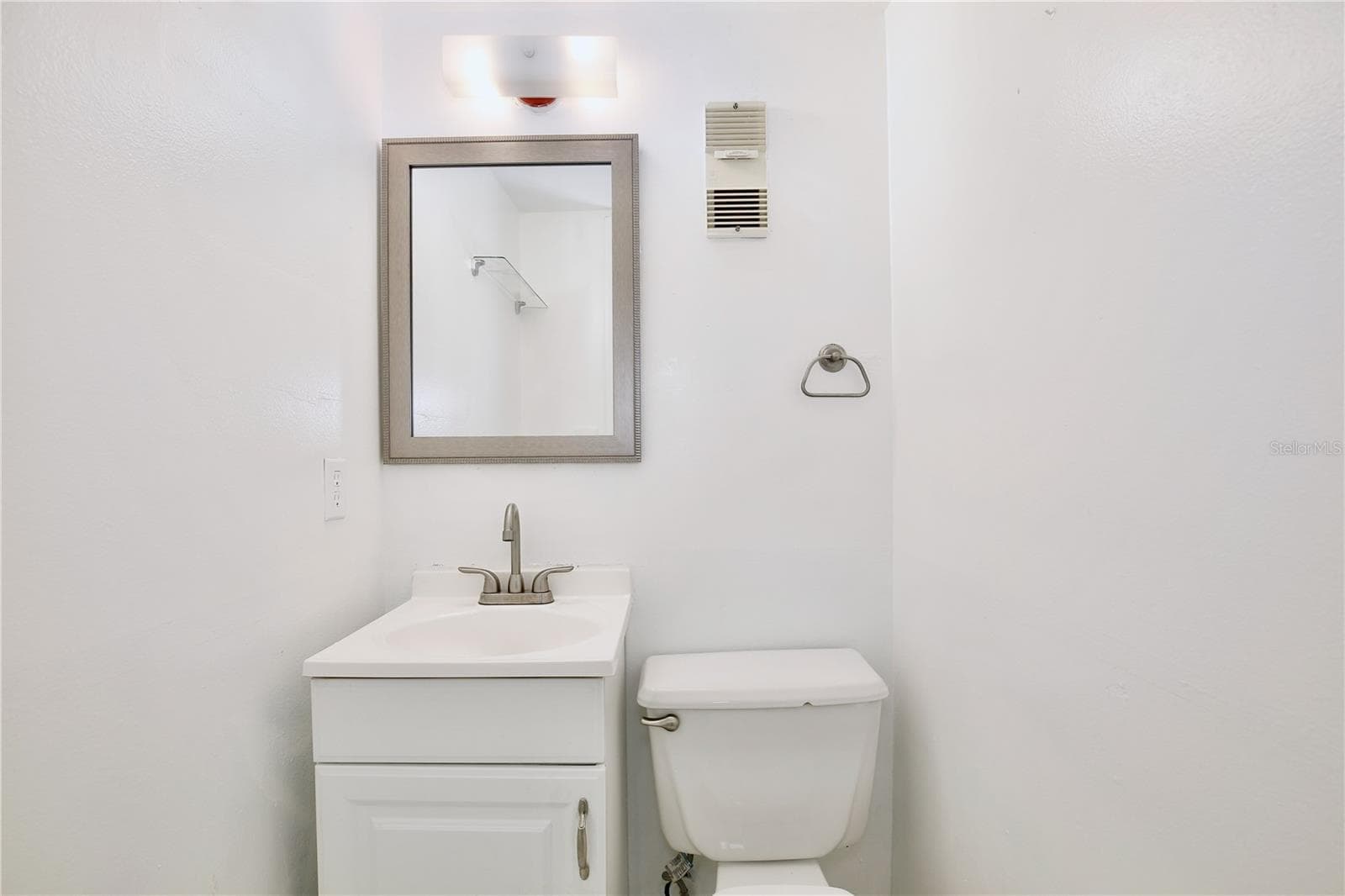 Townhouse at 713 SAINT MATTHEW CIR, ALTAMONTE SPRINGS, photo 12 of 23