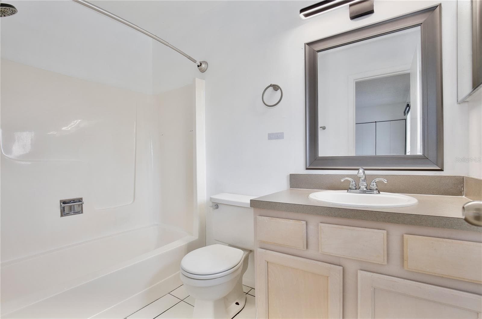 Townhouse at 713 SAINT MATTHEW CIR, ALTAMONTE SPRINGS, photo 18 of 23