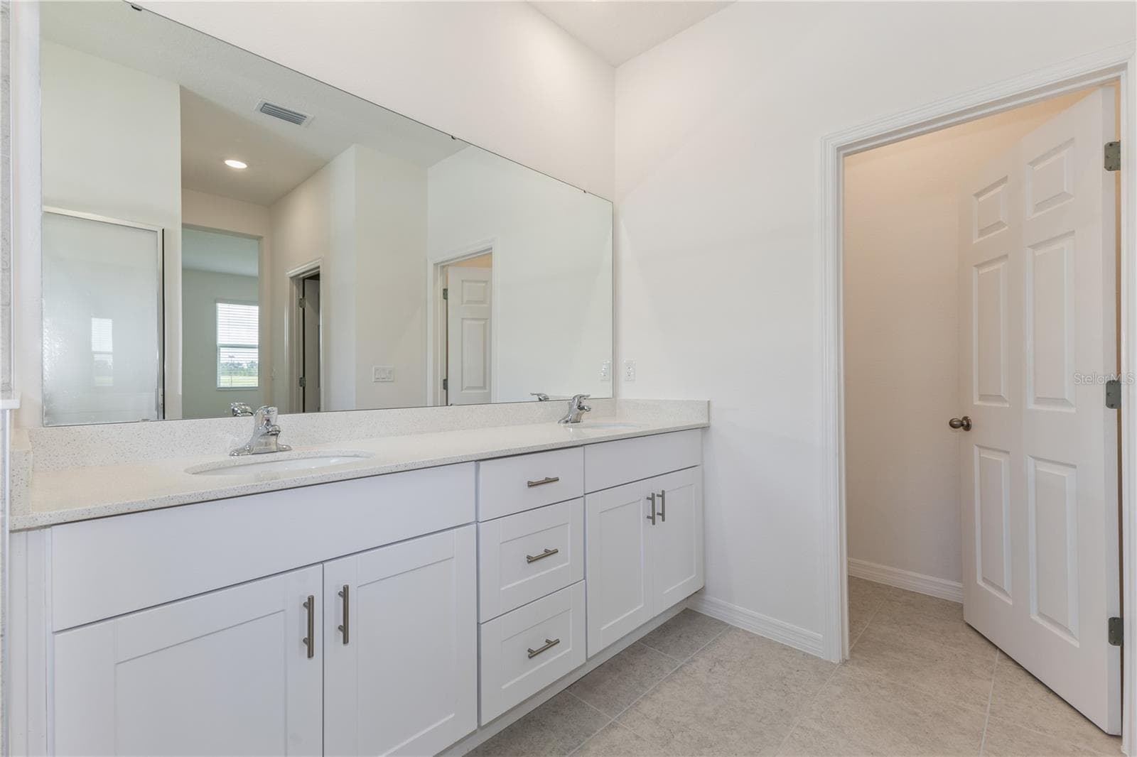 Single Family Residence at 9120 WILDLIGHT TRL, WILDWOOD, photo 12 of 17