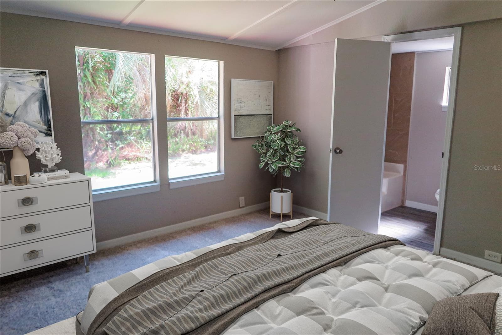 Manufactured Home at 108 PINESHORE DR, SATSUMA, photo 22 of 34