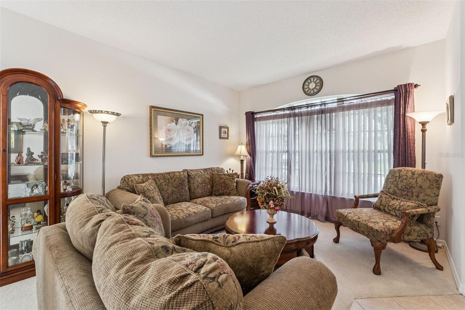 Living Room - 9955 MEDALLION BLUFF LN, ORLANDO
