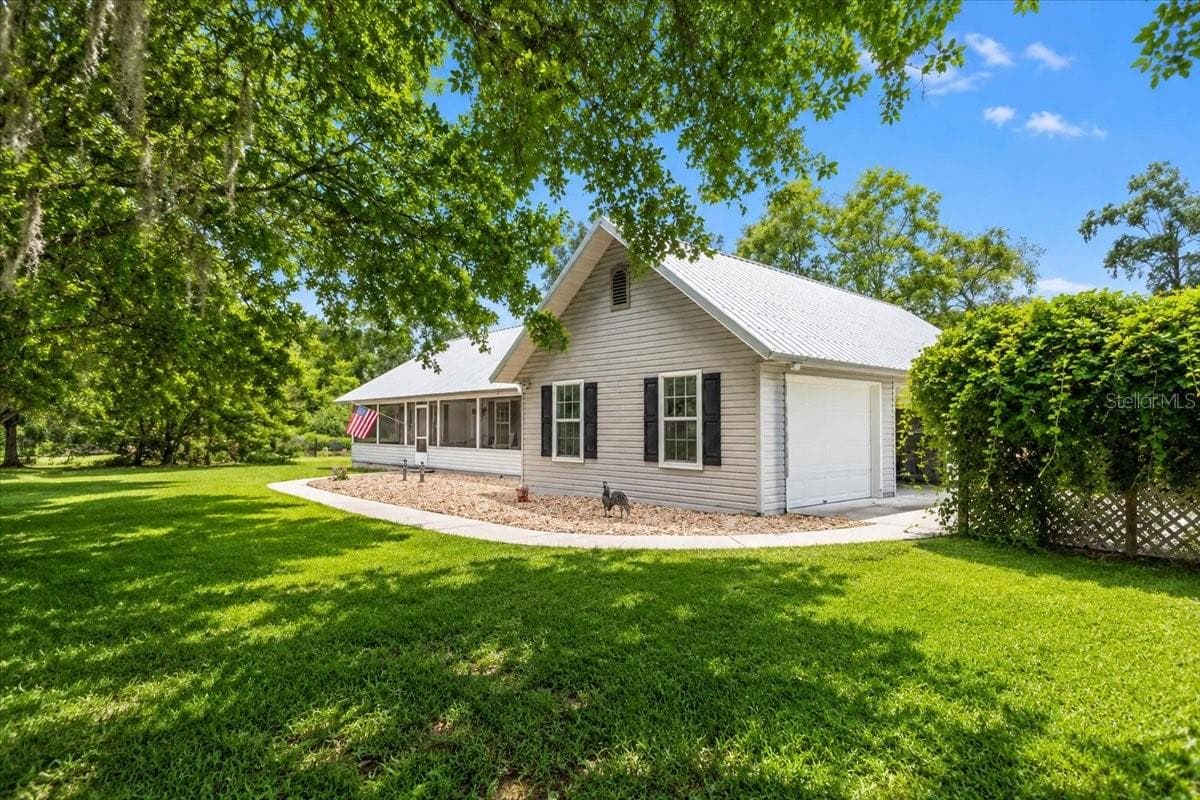 Single Family Residence at 25419 NW 105TH PL, HIGH SPRINGS, photo 2 of 58