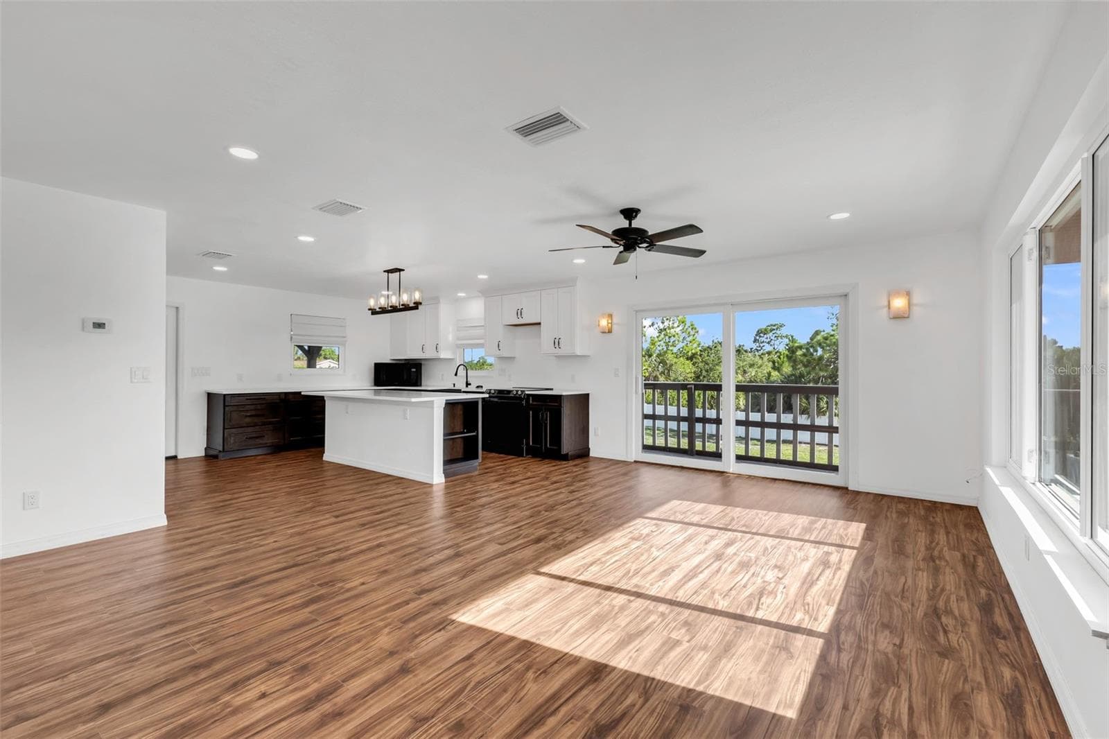 Single Family Residence at 3129 BANYAN WAY, PUNTA GORDA, photo 5 of 40