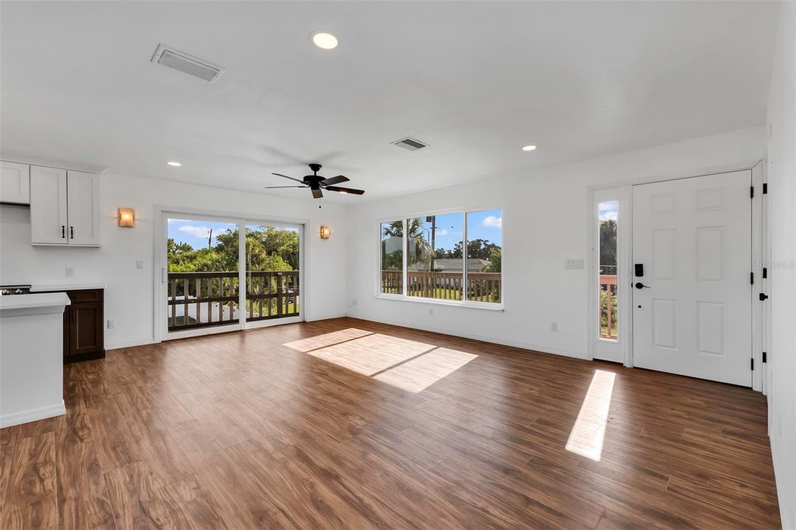 Single Family Residence at 3129 BANYAN WAY, PUNTA GORDA, photo 6 of 40