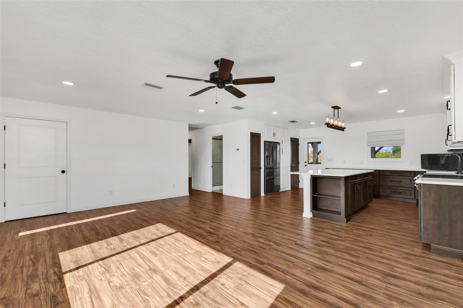 Single Family Residence at 3129 BANYAN WAY, PUNTA GORDA, photo 7 of 40