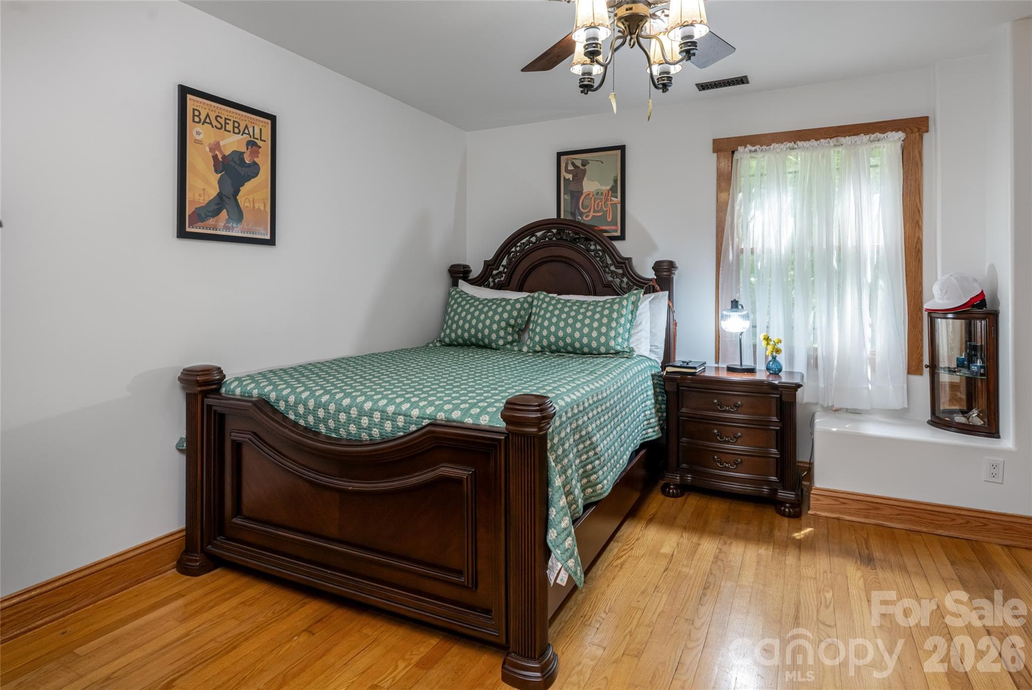 Single Family Residence at 86 Holiday Drive, Hendersonville, photo 12 of 26