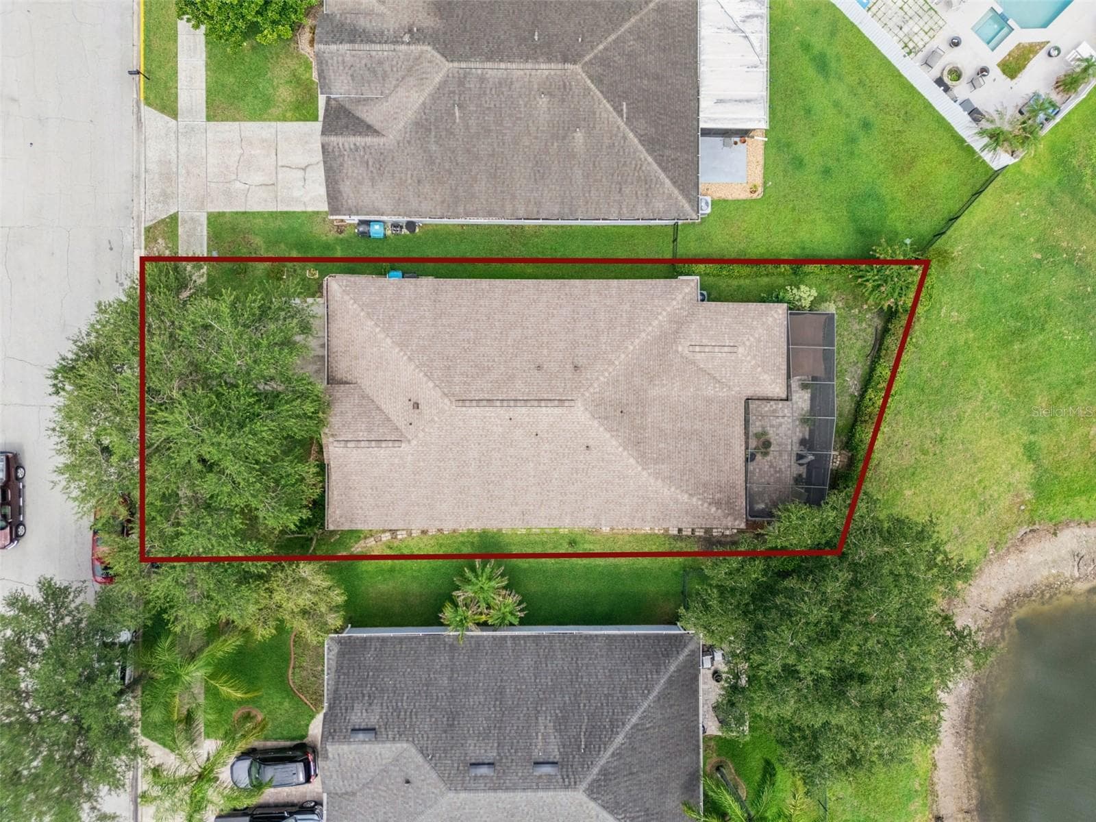 Roof & Property Line - 9955 MEDALLION BLUFF LN, ORLANDO