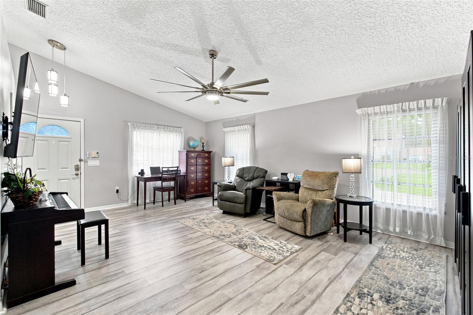 Mother in Law Living Room - 6706 WALDORF CT, NEW PORT RICHEY