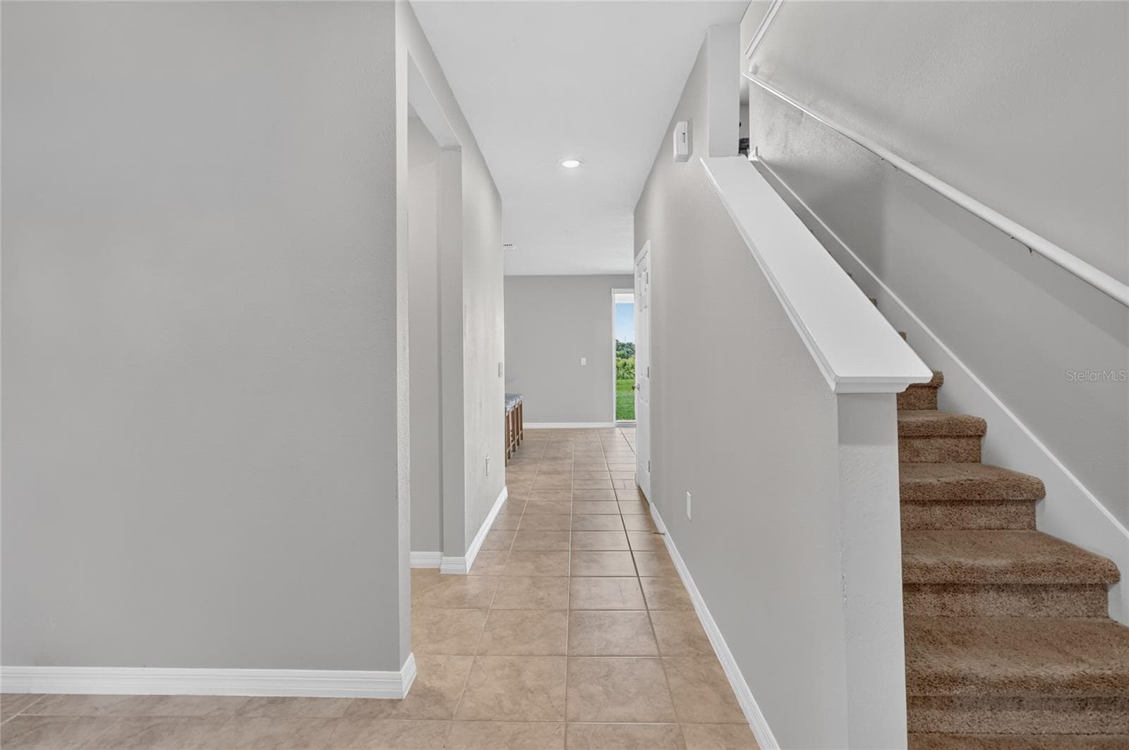 Hallway to living area - 3310 WEITZEL DR, HAINES CITY