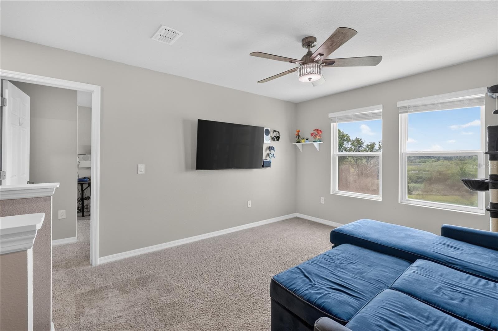 Extra space for the family - 3310 WEITZEL DR, HAINES CITY