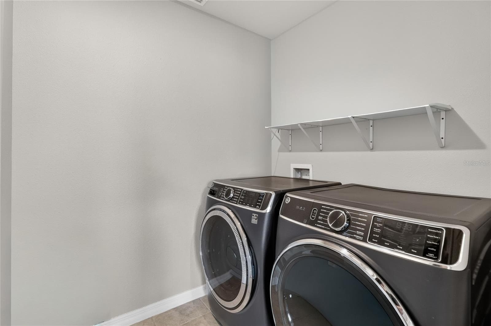 Laundry room - 3310 WEITZEL DR, HAINES CITY