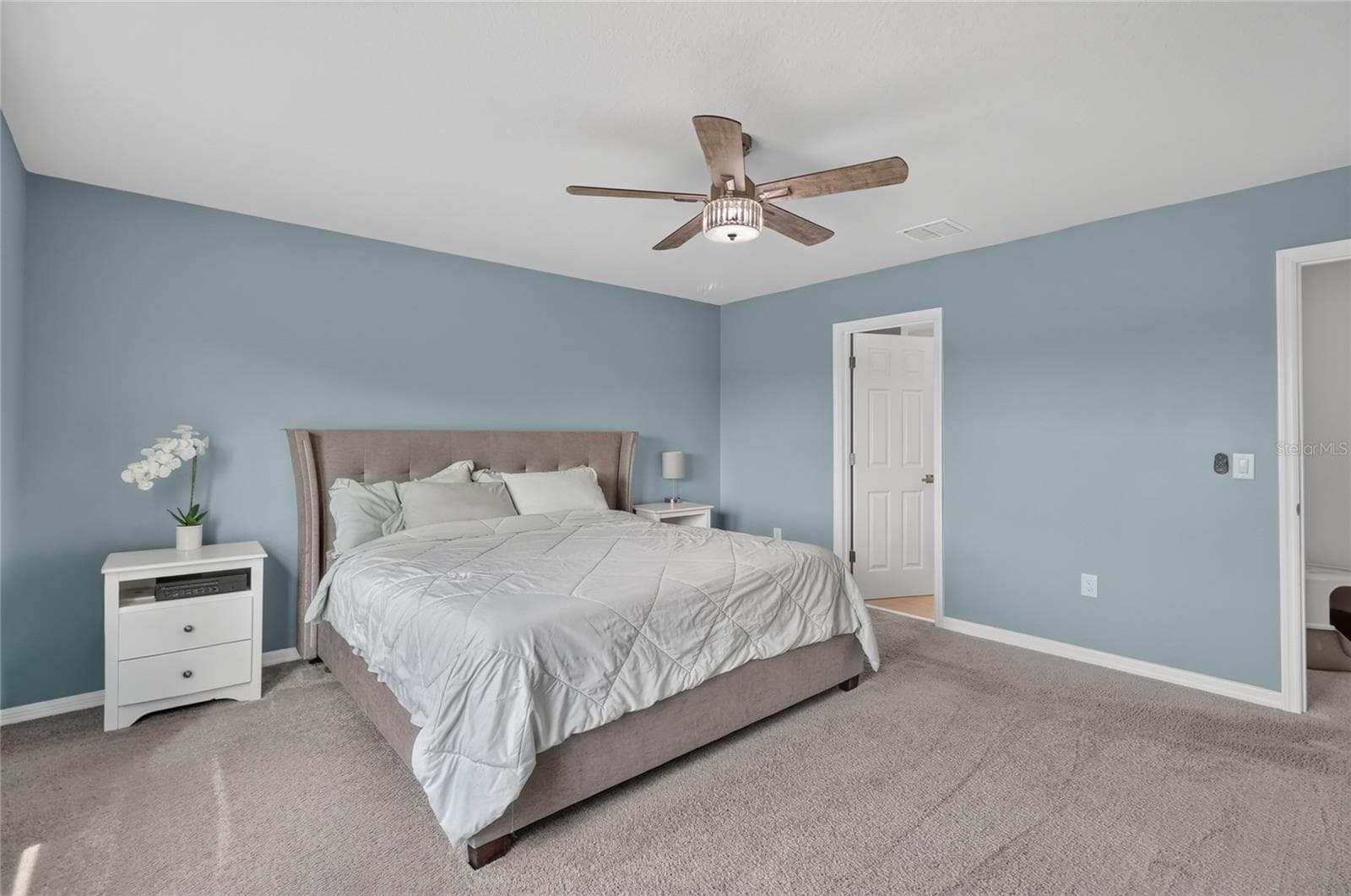 Very spacious - 3310 WEITZEL DR, HAINES CITY