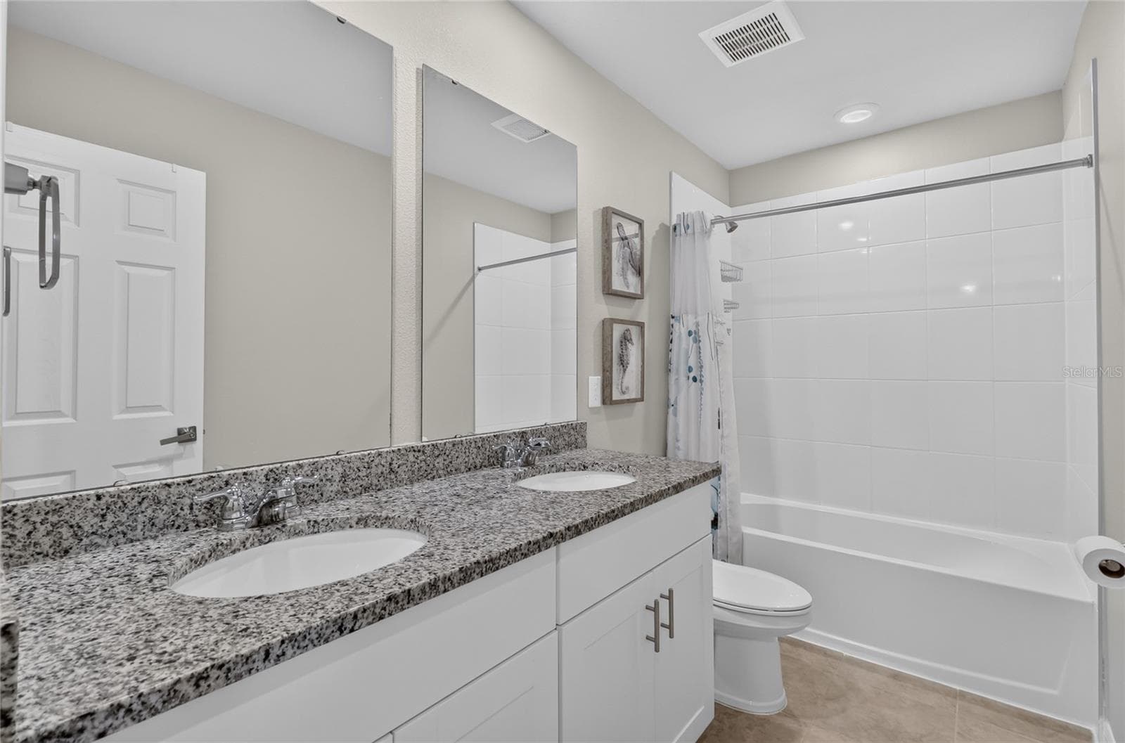 Guest bathroom - 3310 WEITZEL DR, HAINES CITY