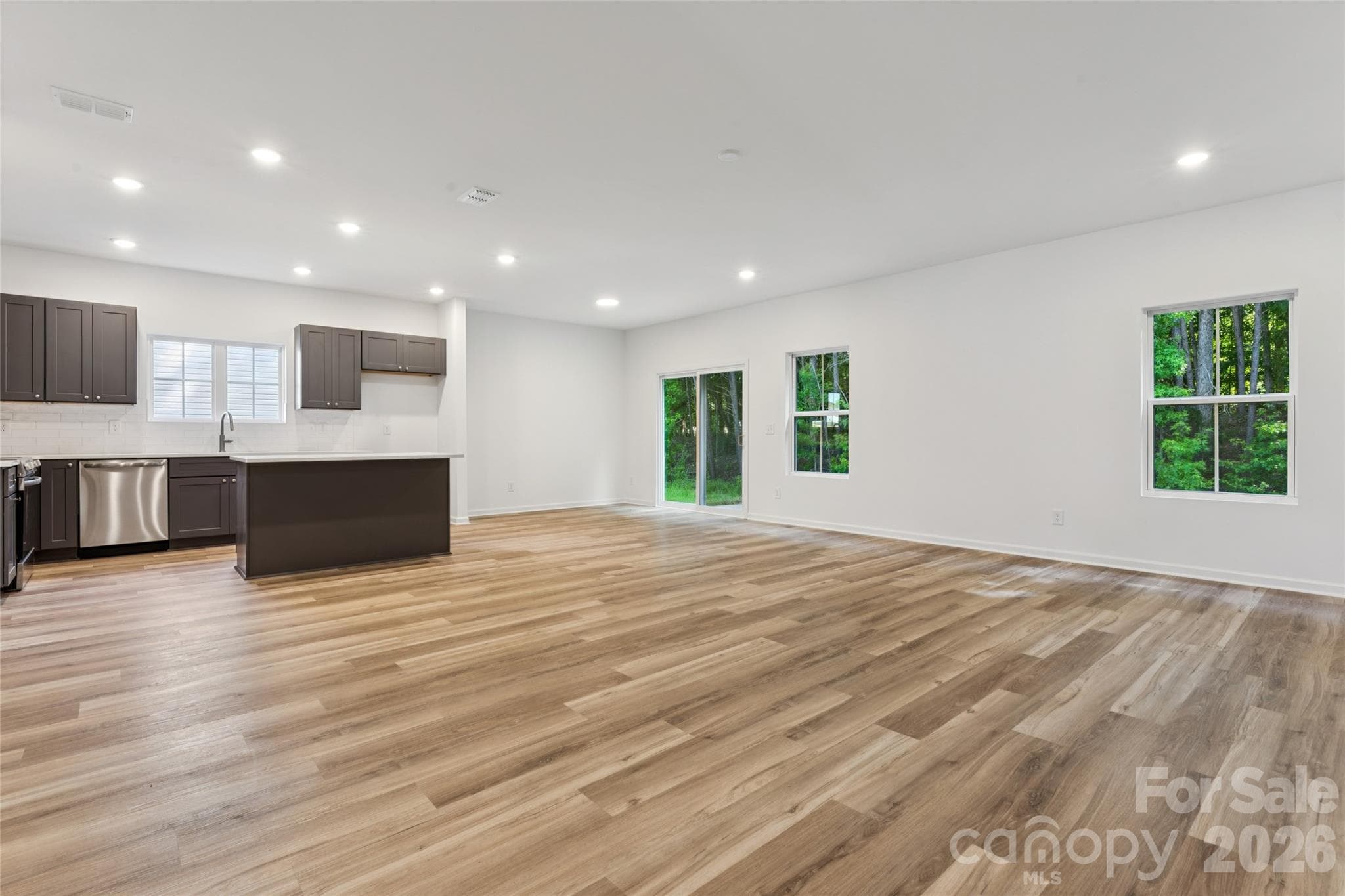 Single Family Residence at 1175 Stoneglen Drive, Granite Quarry, photo 10 of 22