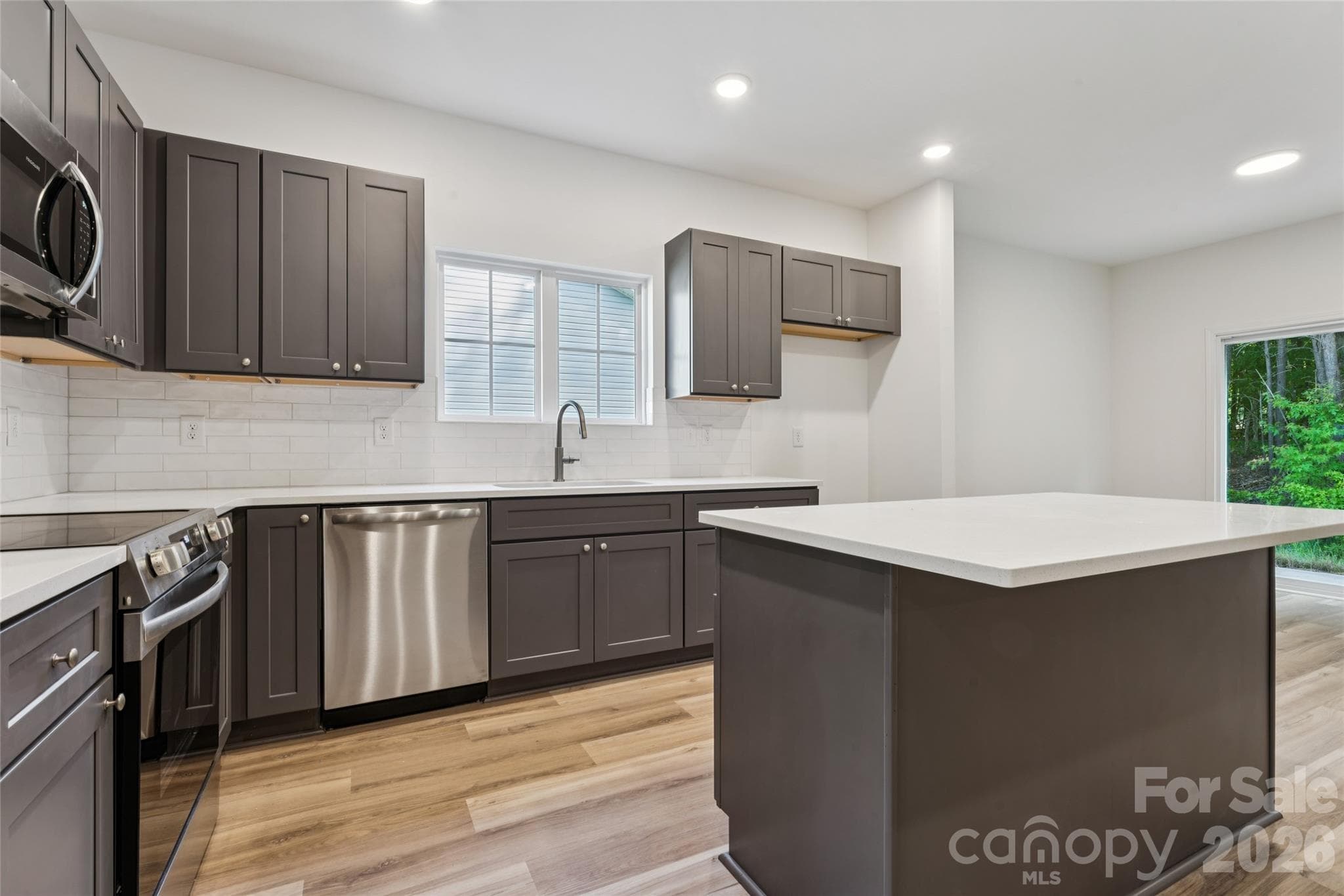 Single Family Residence at 1175 Stoneglen Drive, Granite Quarry, photo 12 of 22