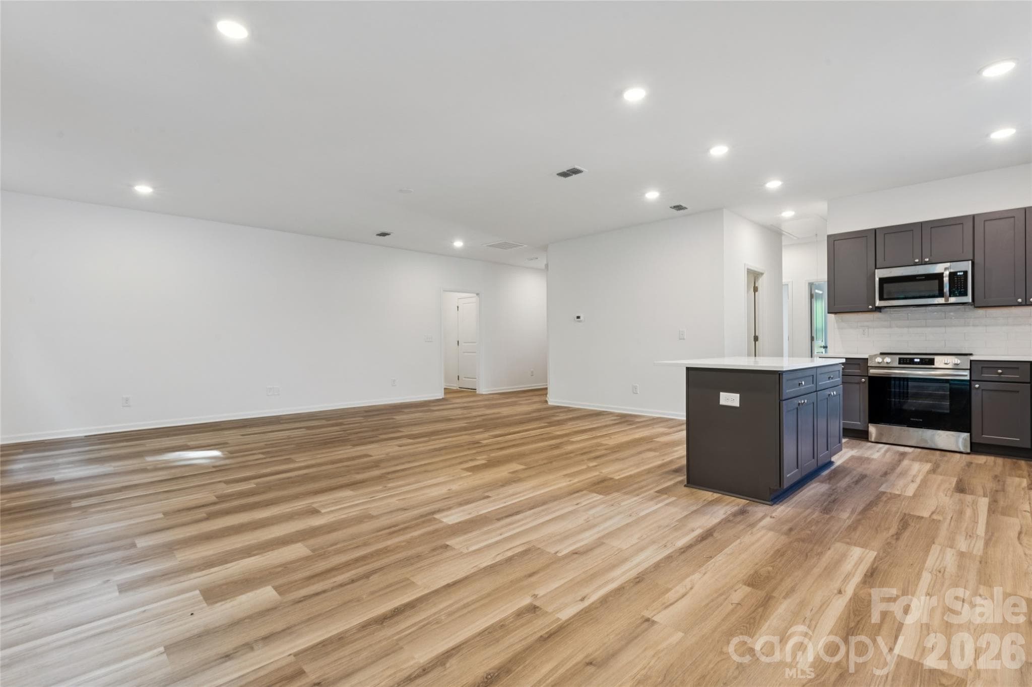 Single Family Residence at 1175 Stoneglen Drive, Granite Quarry, photo 17 of 22