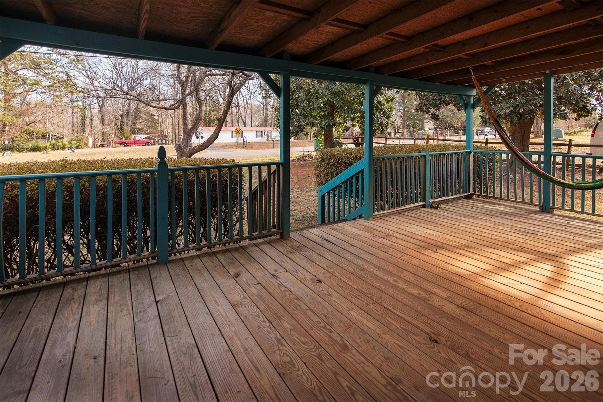Single Family Residence at 5727 Thompson Road, Charlotte, photo 3 of 21
