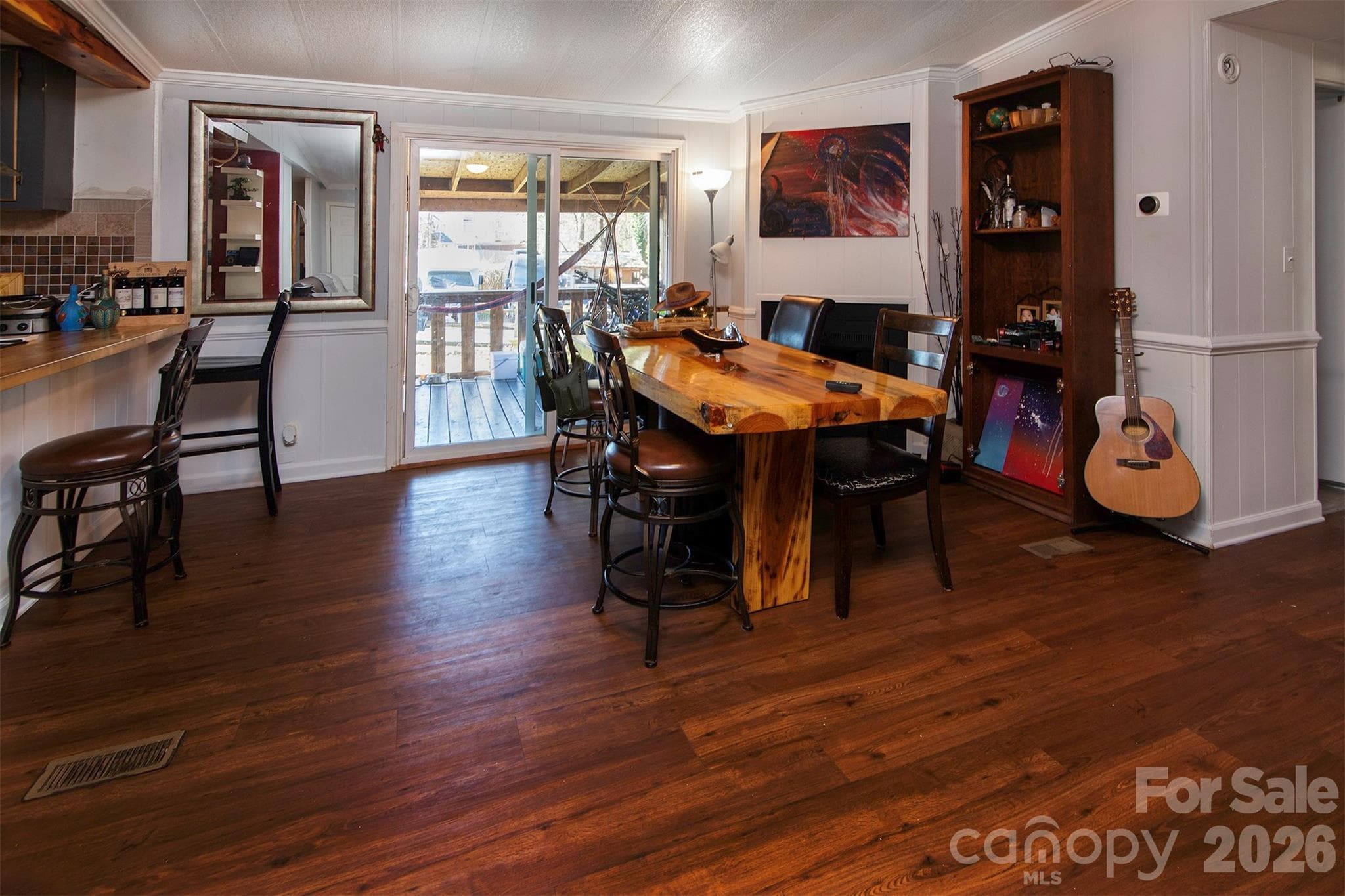 Single Family Residence at 5727 Thompson Road, Charlotte, photo 6 of 21