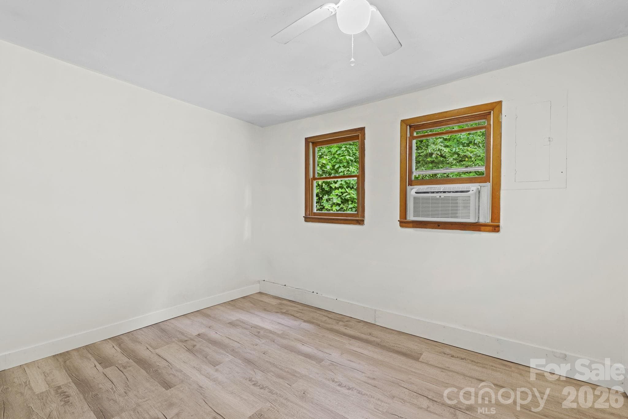 Single Family Residence at 6115 Skyland Drive, Sylva, photo 13 of 35