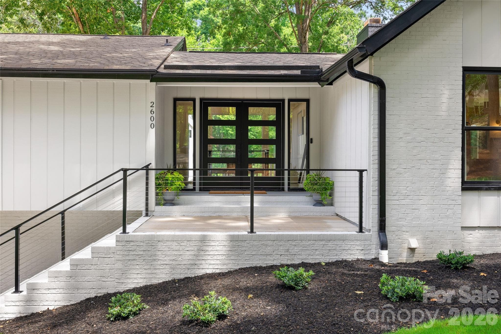 Single Family Residence at 2600 Vardall Court, Charlotte, photo 7 of 44