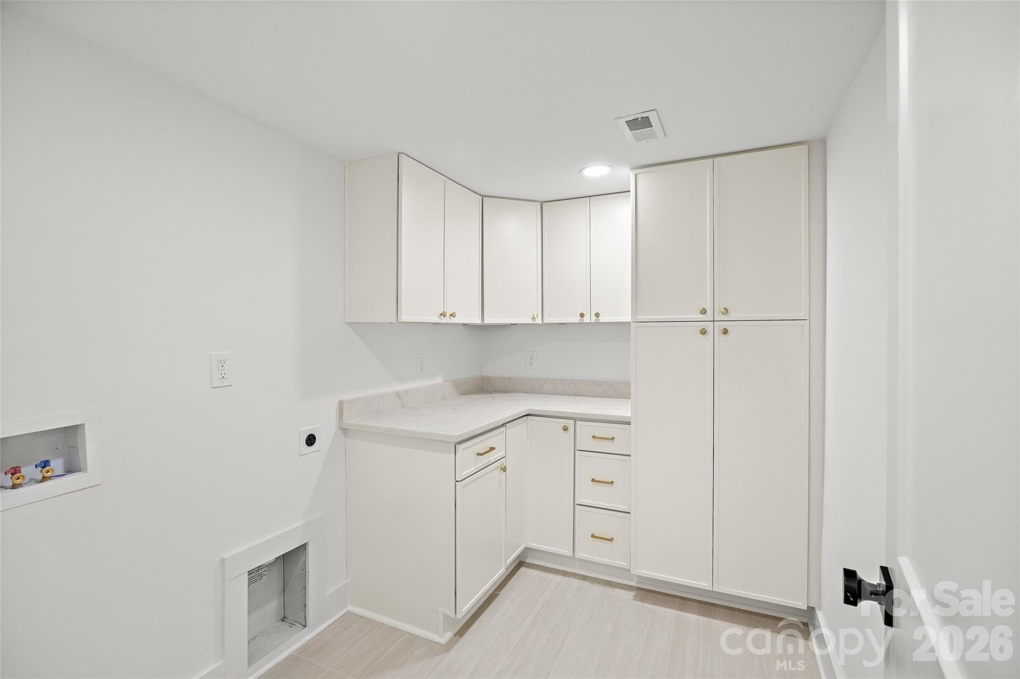 Single Family Residence at 2600 Vardall Court, Charlotte, photo 34 of 44