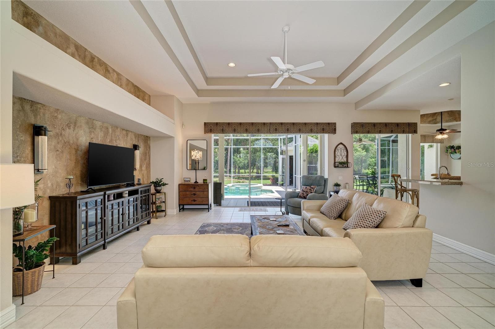 Single Family Residence at 2362 LITTLE COUNTRY RD, PARRISH, photo 9 of 71