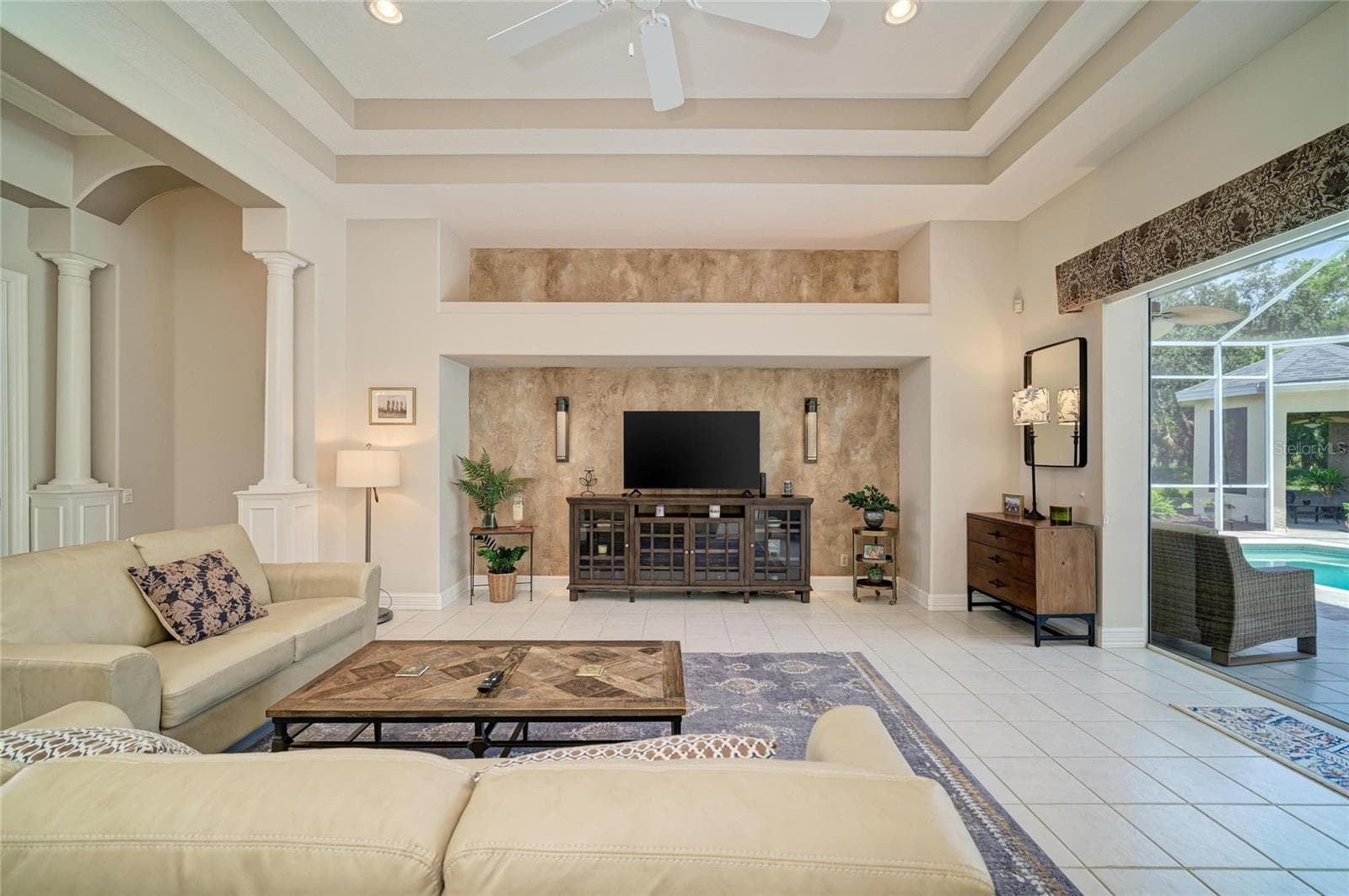 Single Family Residence at 2362 LITTLE COUNTRY RD, PARRISH, photo 11 of 71