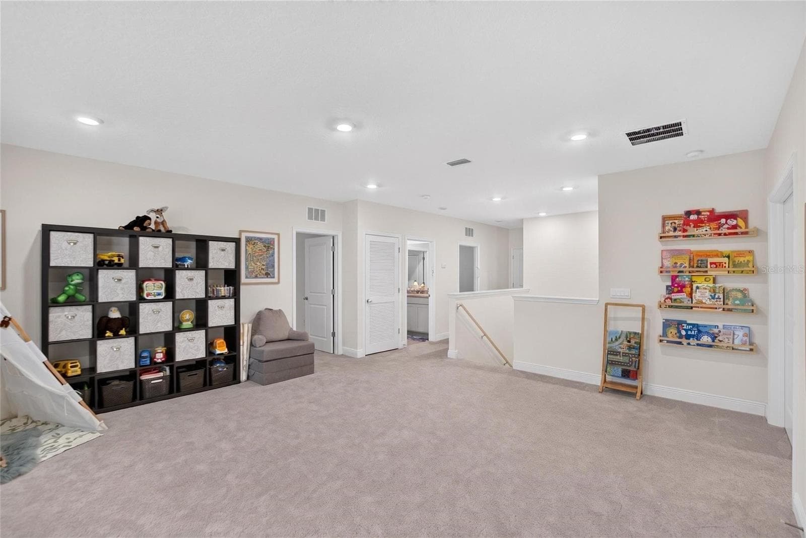 Single Family Residence at 5633 HAWKS CAY ST, APOLLO BEACH, photo 24 of 54