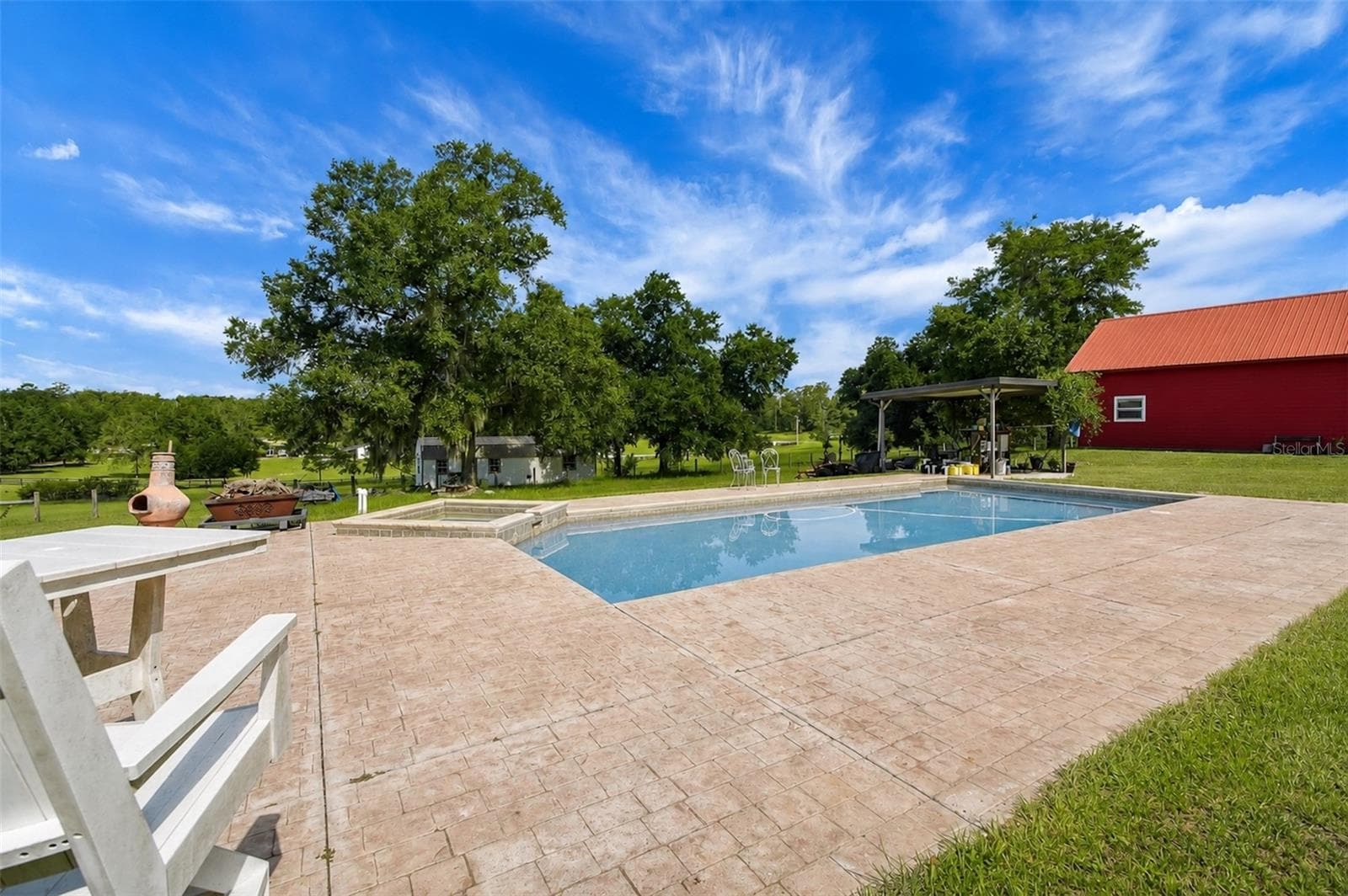 Pool - 35405 STAGECOACH TRL, EUSTIS