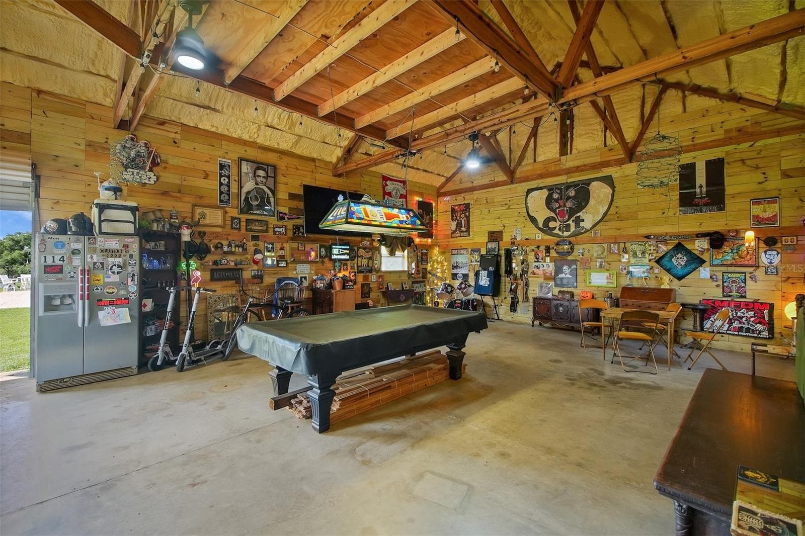 Barn - 35405 STAGECOACH TRL, EUSTIS