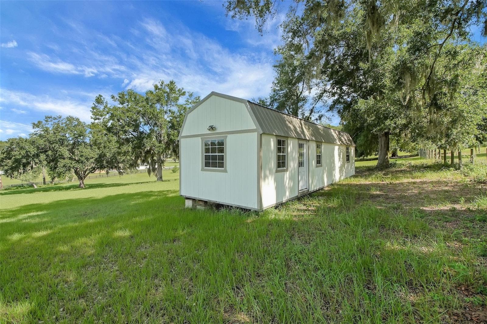 Storage Shed - 35405 STAGECOACH TRL, EUSTIS