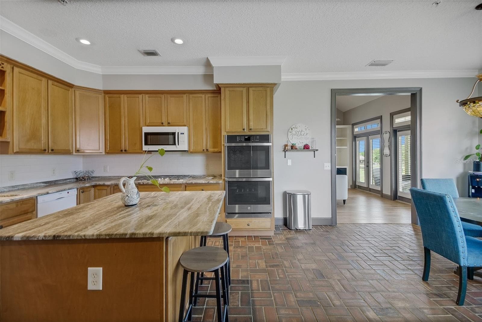 Kitchen - 35405 STAGECOACH TRL, EUSTIS