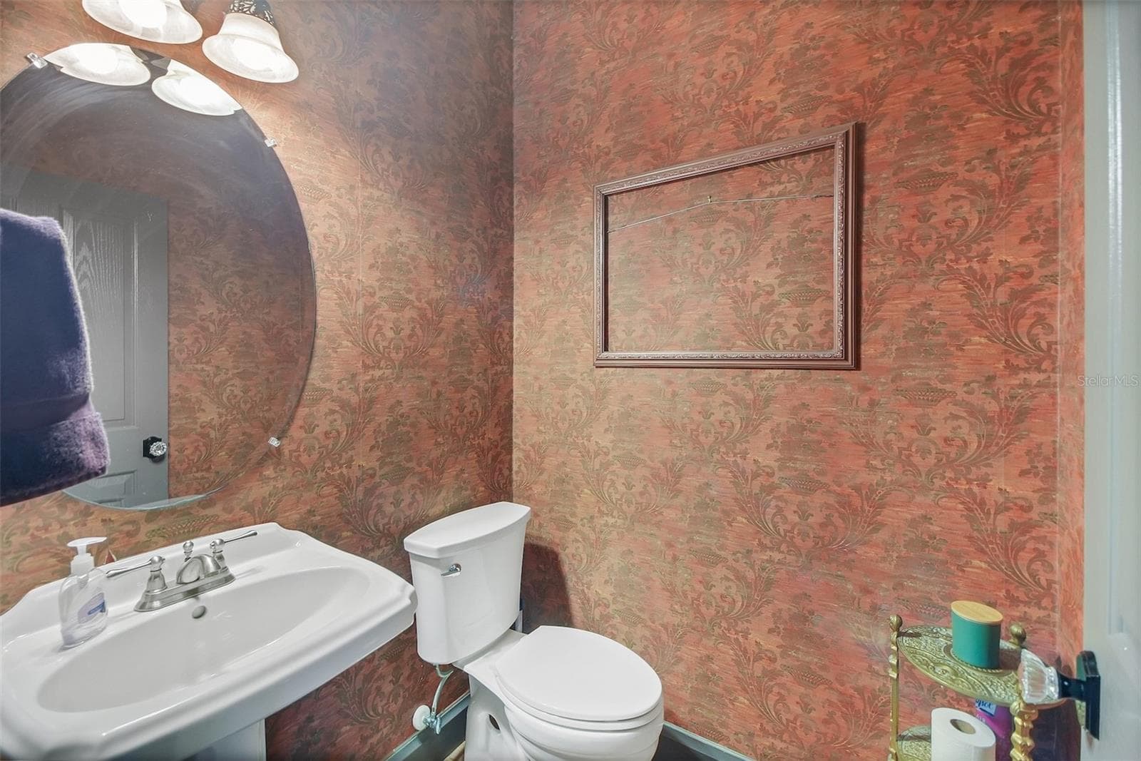 1/2 Bath - Downstairs - 35405 STAGECOACH TRL, EUSTIS