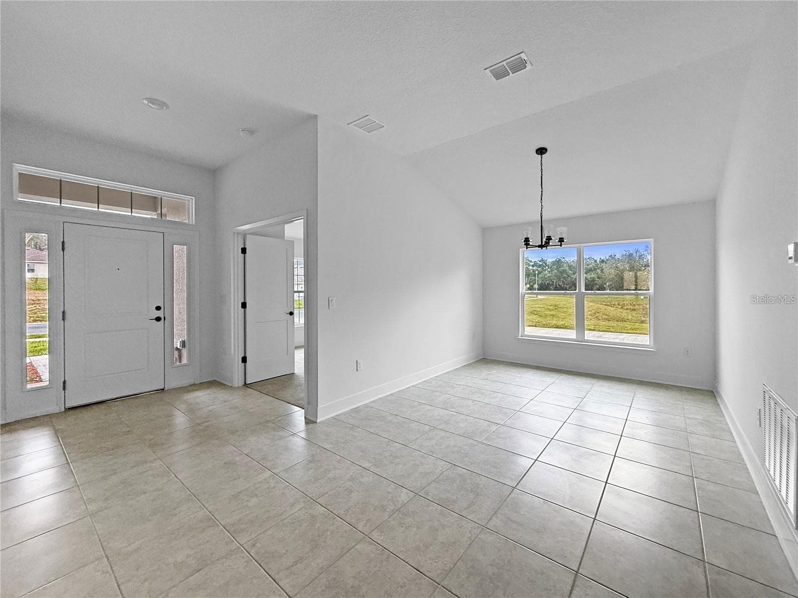 Single Family Residence at 1654 ANN ROSE WAY, LEESBURG, photo 3 of 14