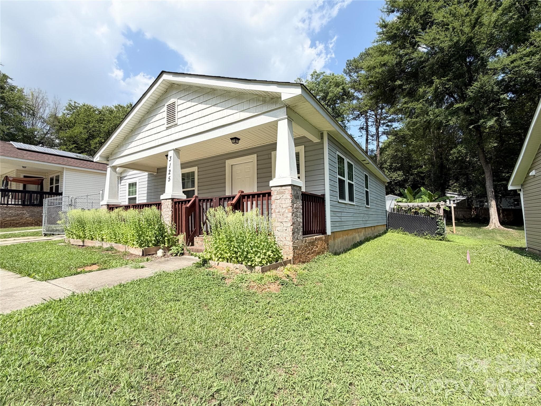 Single Family Residence at Charlotte, photo 3 of 41