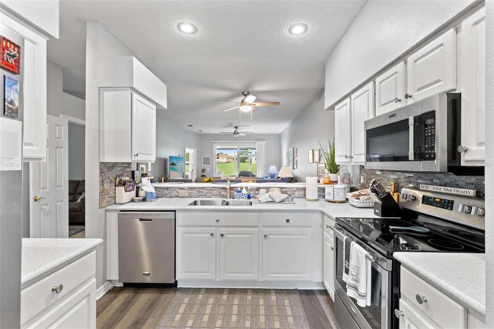 Villa at 146 CLUB VILLAS LN, KISSIMMEE, photo 3 of 25