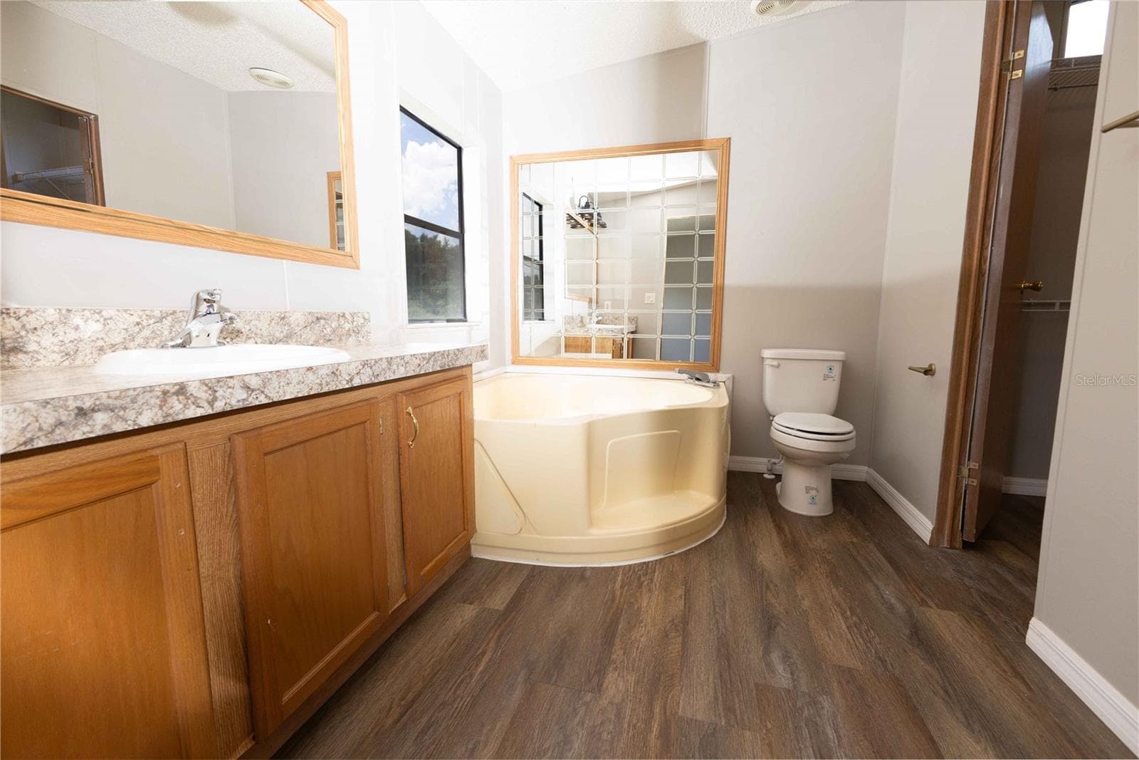 Primary bathroom - 968 CR222 RD, OXFORD