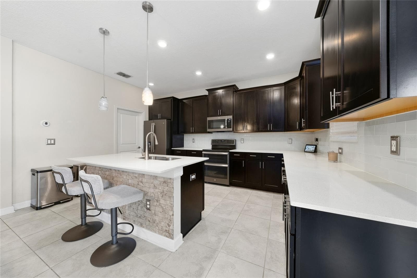 Kitchen - 11059 LONGLEAF WOODS DR, ORLANDO