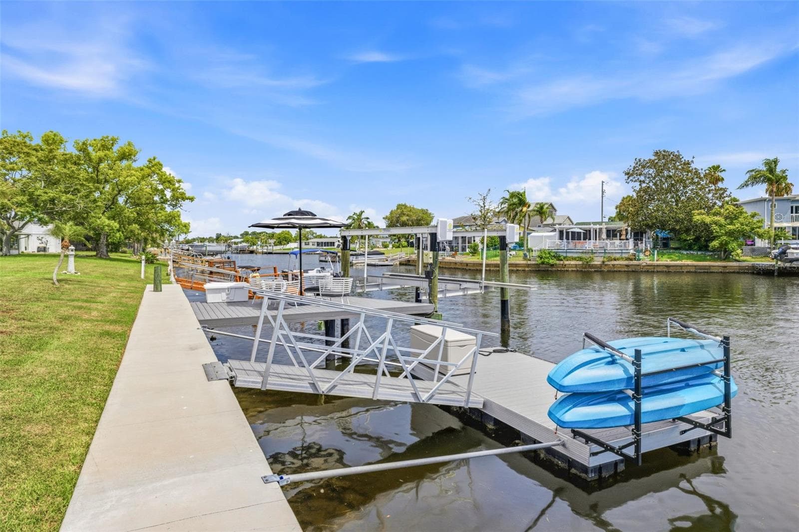 2016 Seawall with drainage system! - 4320 FLORAMAR TER, NEW PORT RICHEY