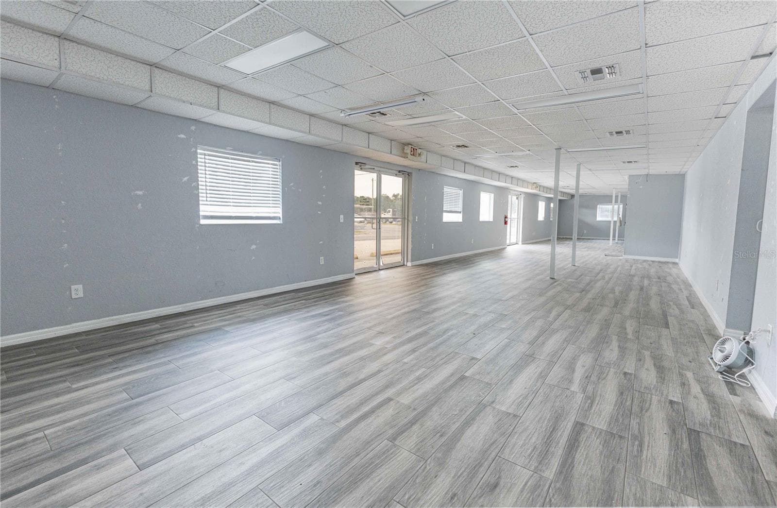 Interior of building - 700 N MAIN ST, WILDWOOD