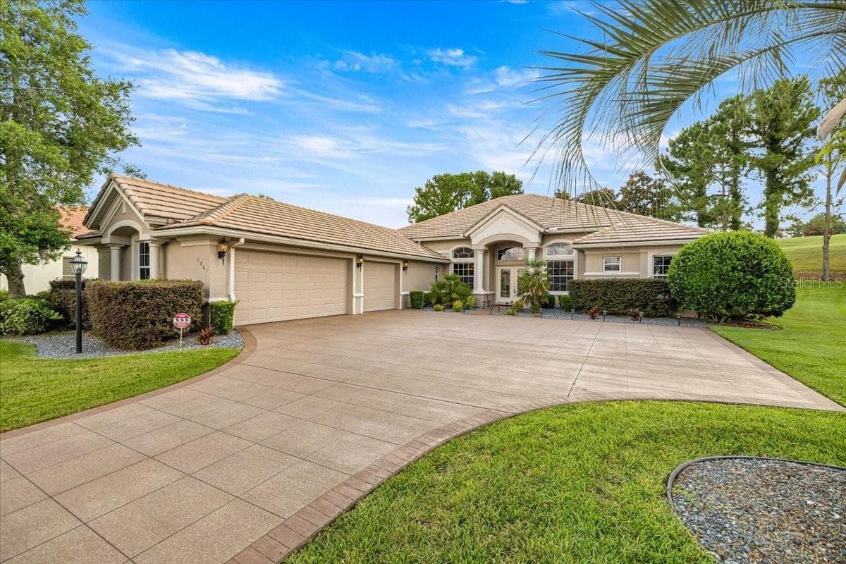 Single Family Residence at 1861 N EAGLE CHASE DR, HERNANDO, photo 5 of 95