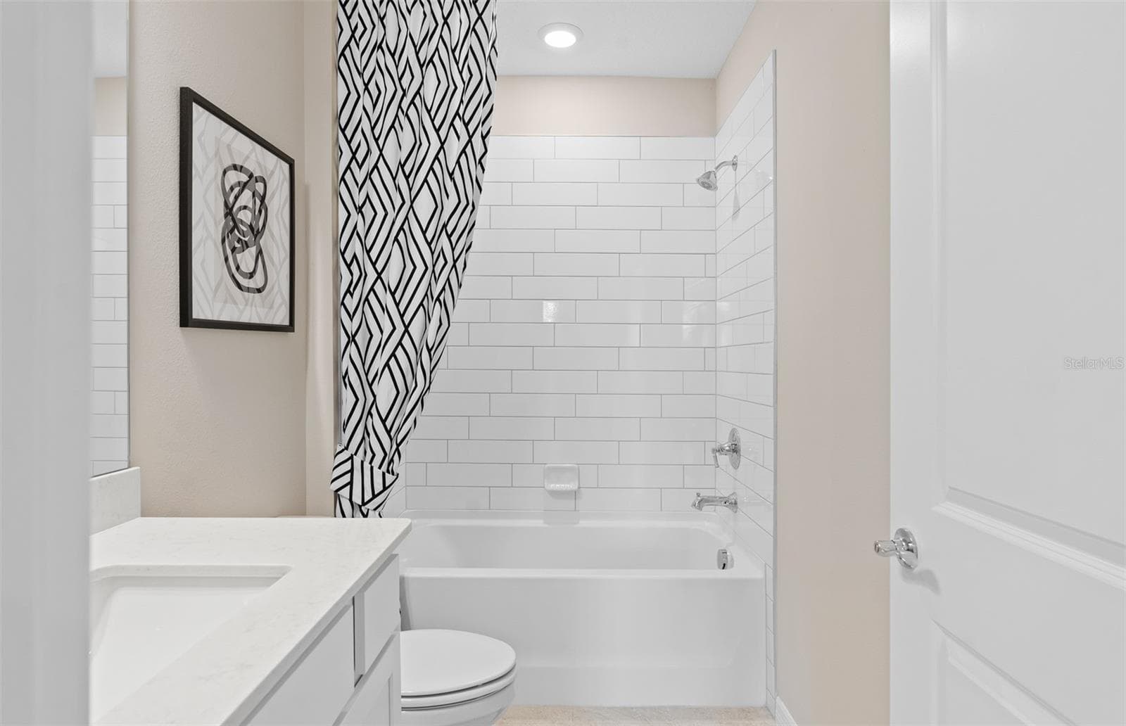 Model Home Design Only. Pictures and furnishings are for illustrative purposes only. Elevations, colors and options may vary. Furniture is for model home staging only. - 10740 LEAFY LAUREL STREET, ORLANDO