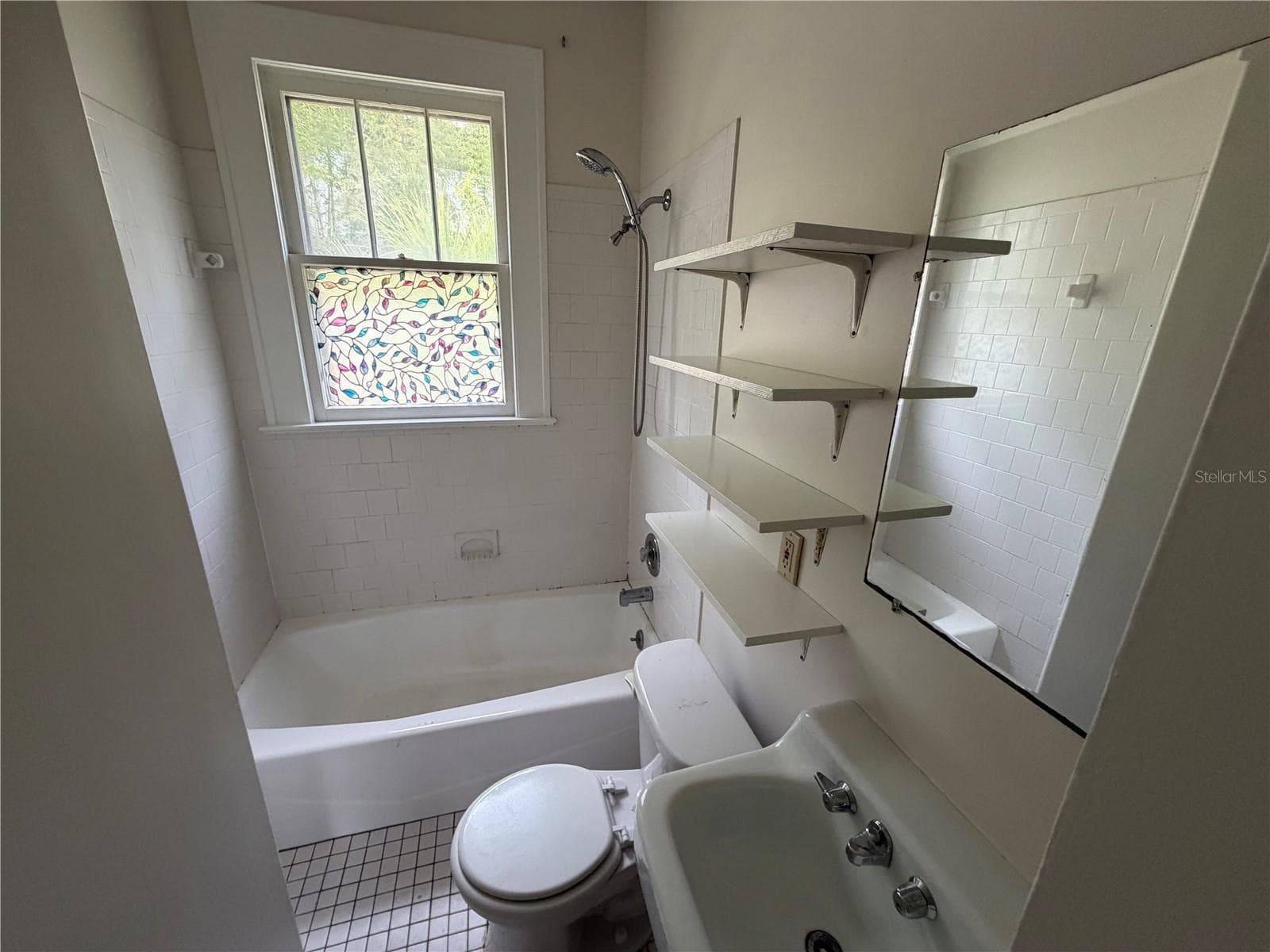 Bath - 1569 7TH ST, SARASOTA
