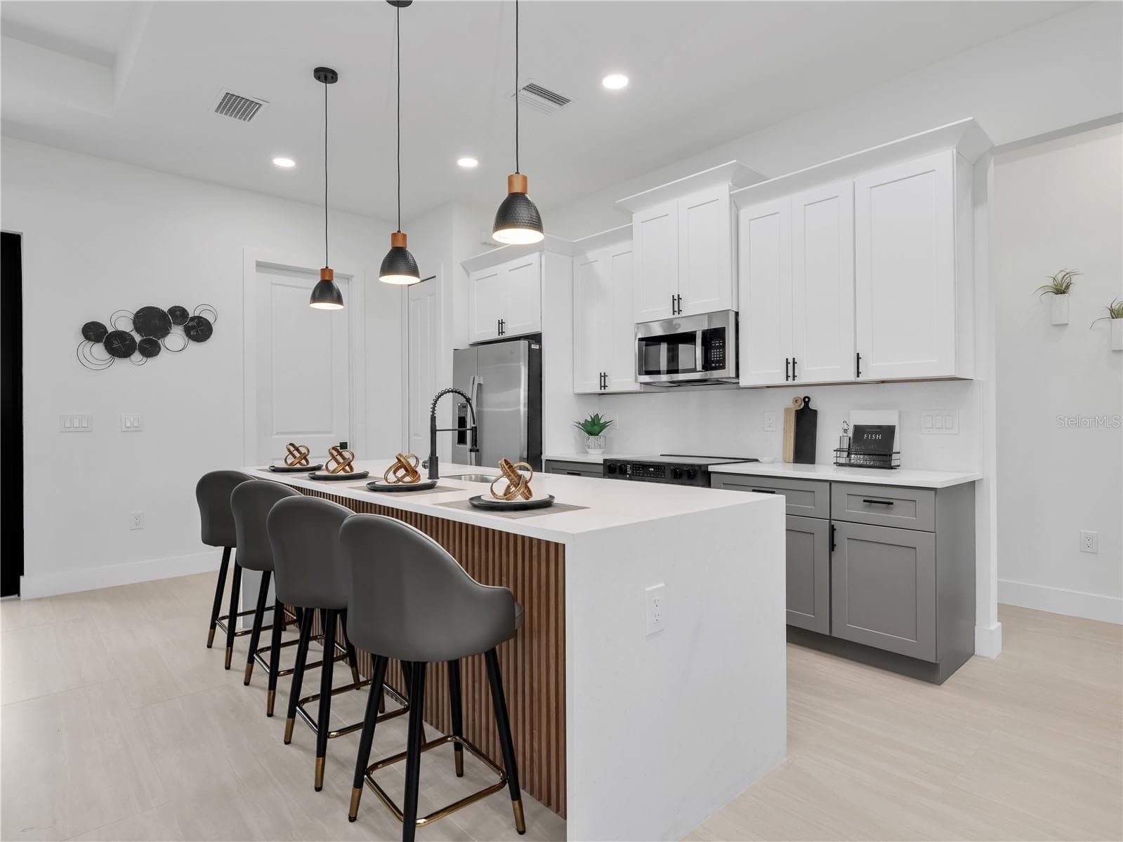 Kitchen picture taken from another model home - 1704 NW 6TH PL, CAPE CORAL