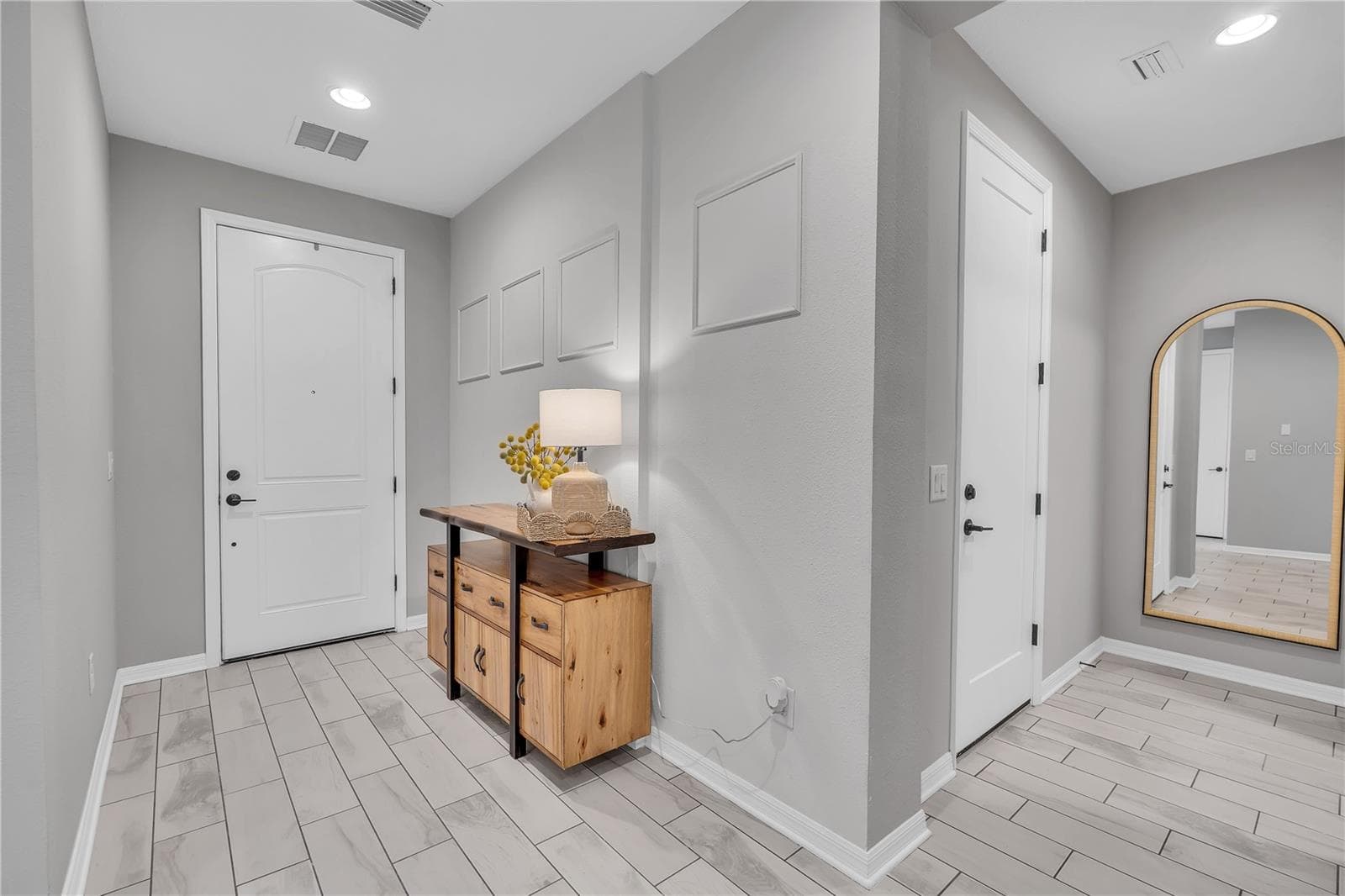 Single Family Residence at 16942 SAVORY MIST CIR, BRADENTON, photo 6 of 100