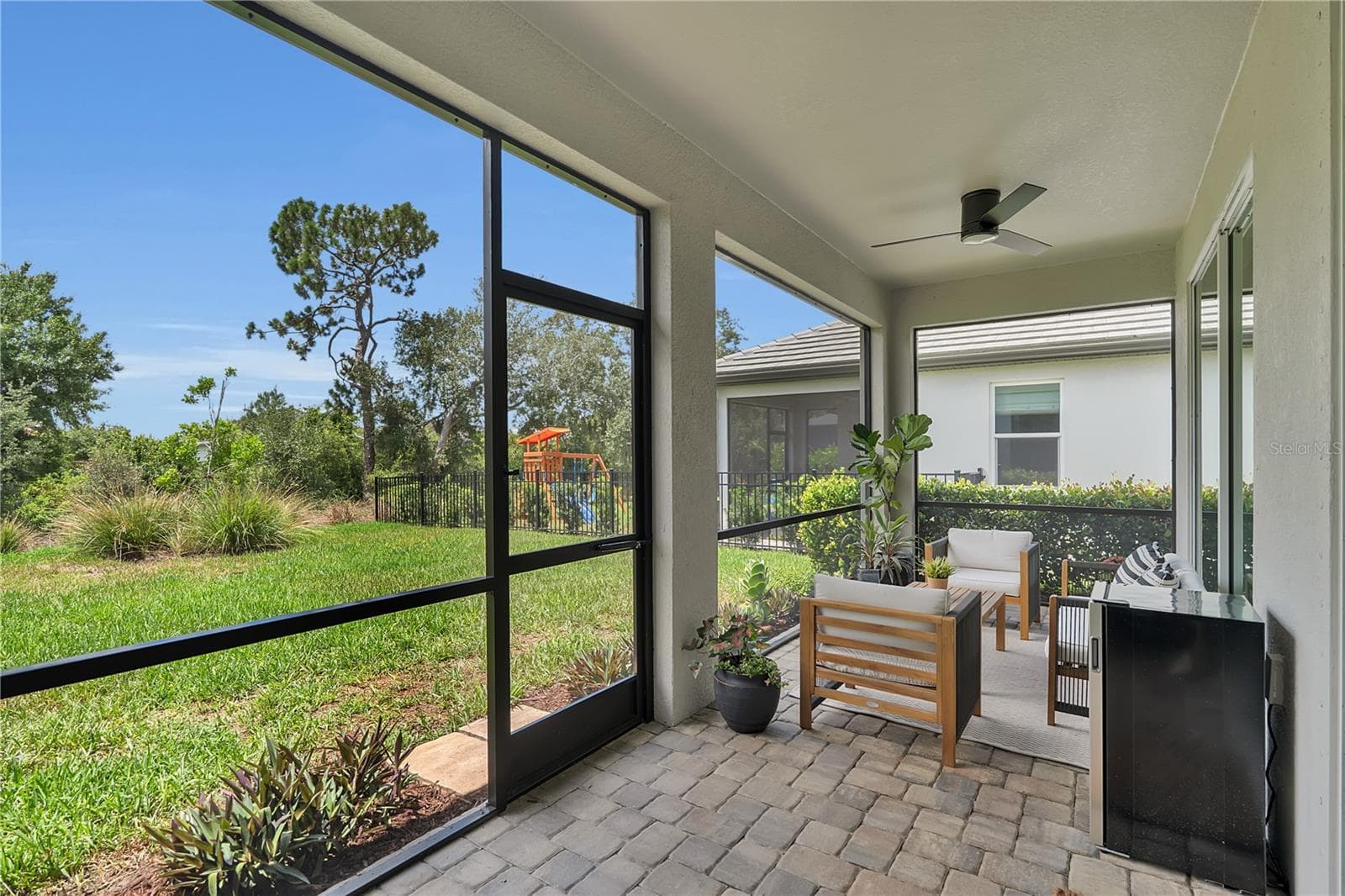 Single Family Residence at 16942 SAVORY MIST CIR, BRADENTON, photo 79 of 100