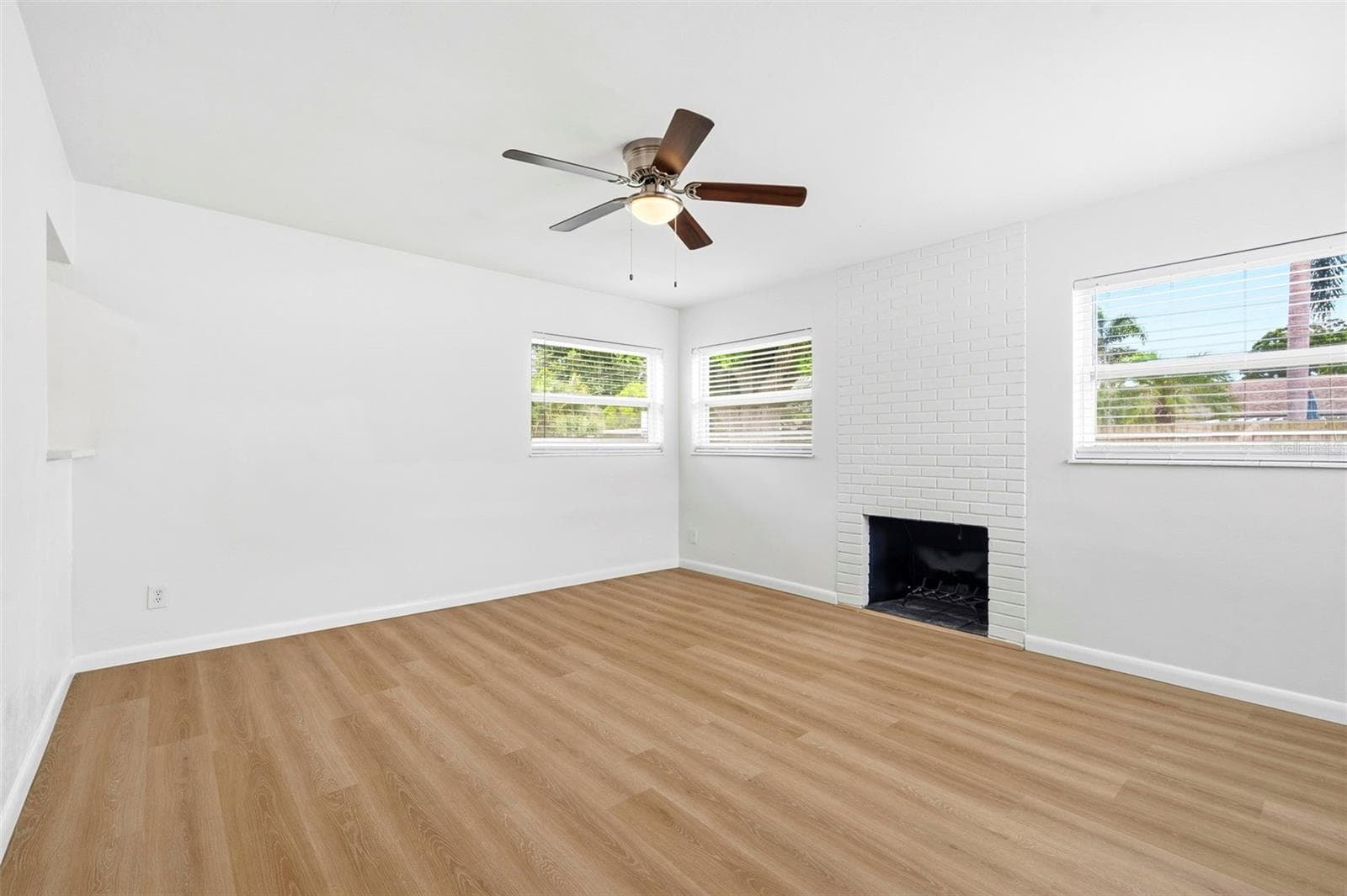 Single Family Residence at 11354 123RD TER N, LARGO, photo 34 of 50