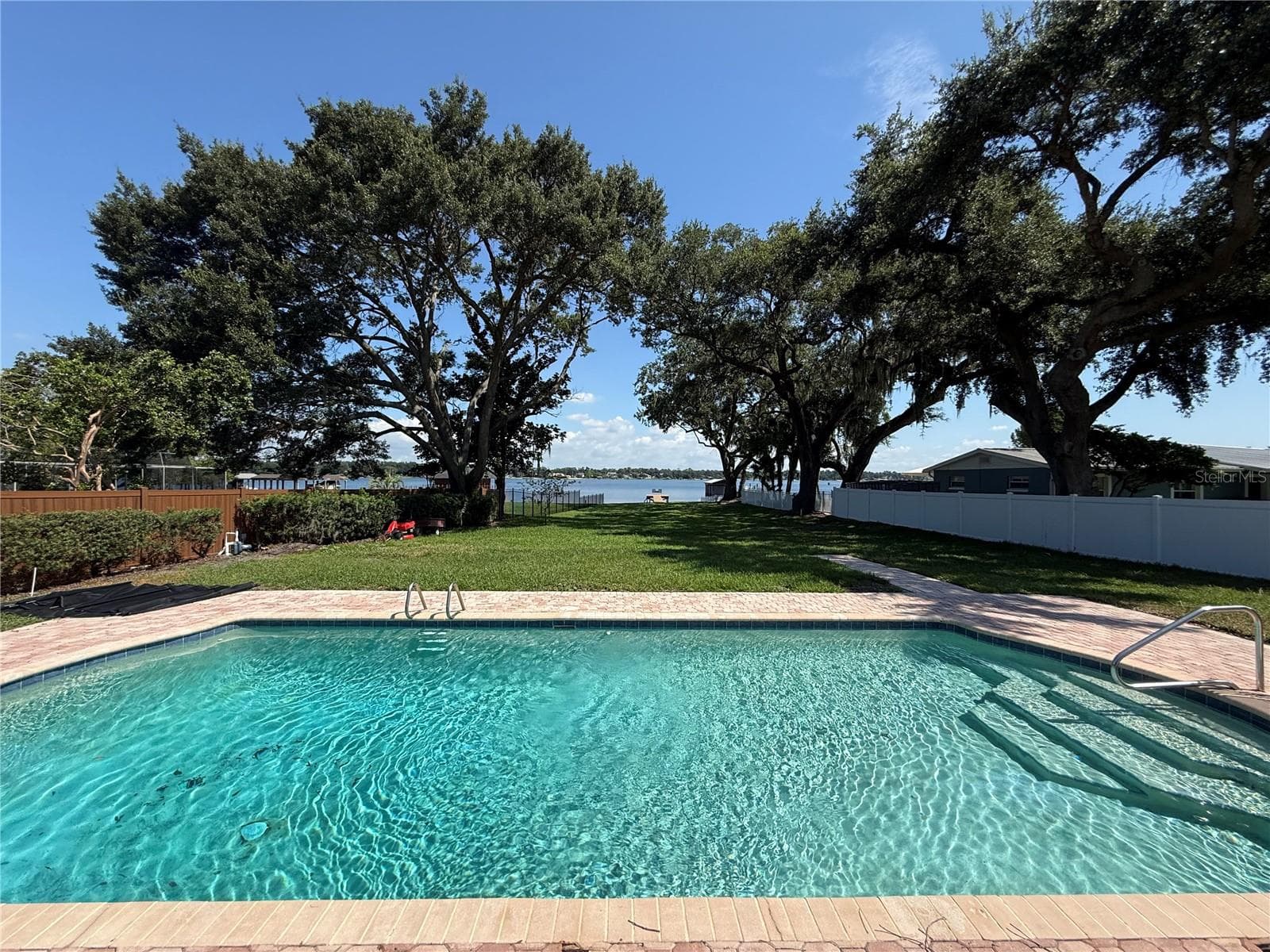 Sparkling pool with lake views - 1225 HOFFNER AVE, ORLANDO